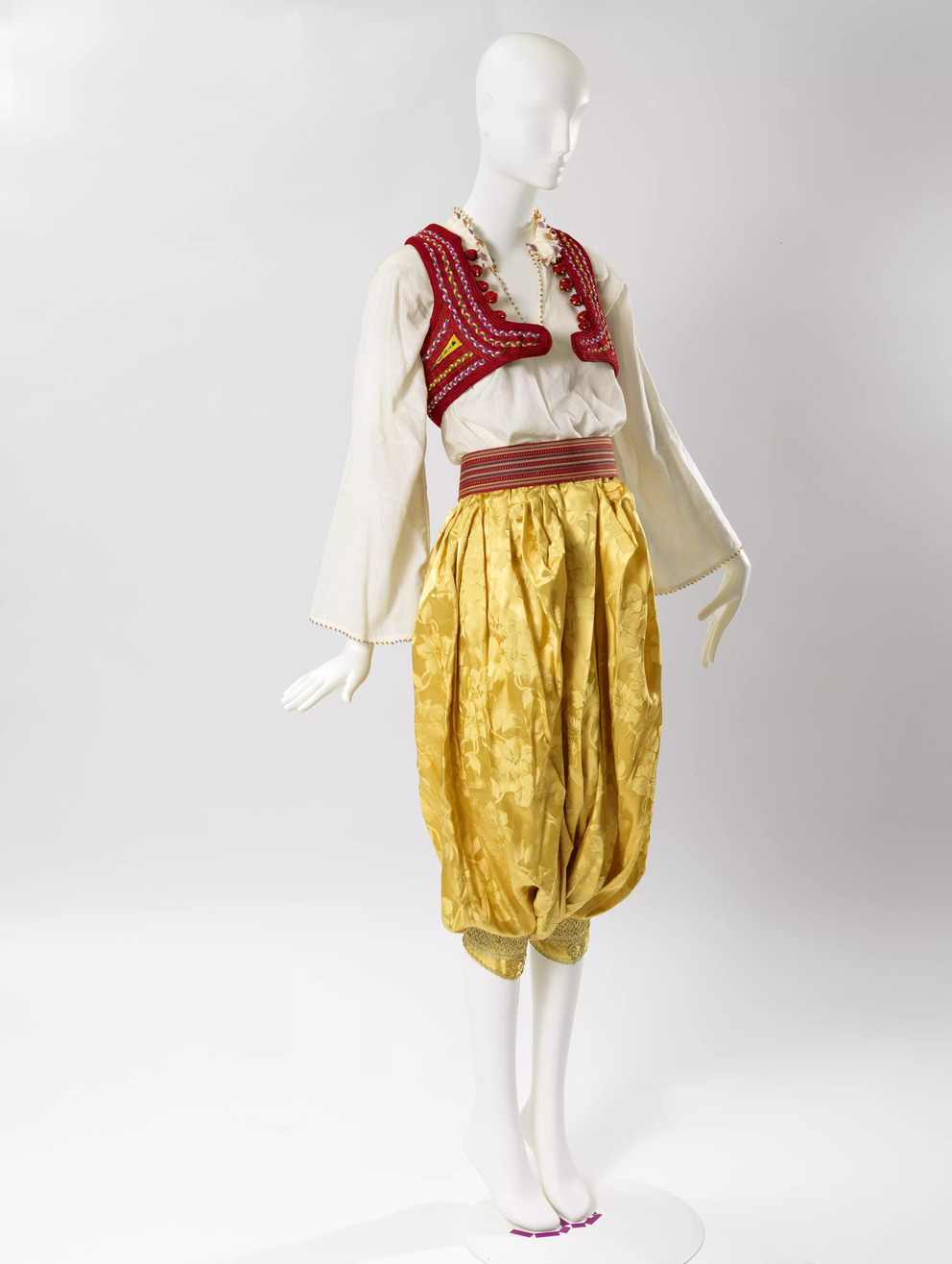 traditioneller bekleidungskultur