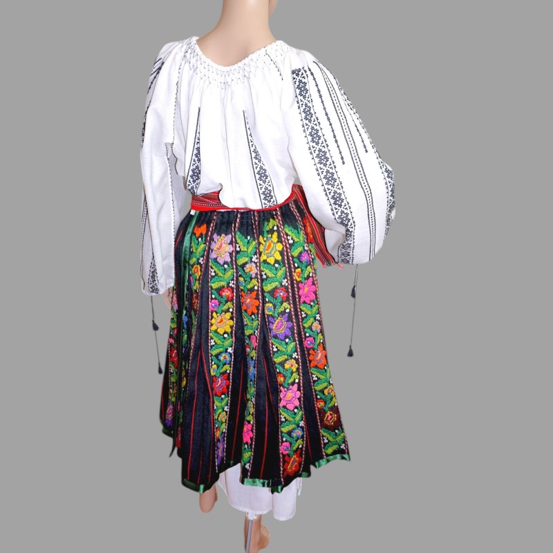 traditionellste kleidungsstück